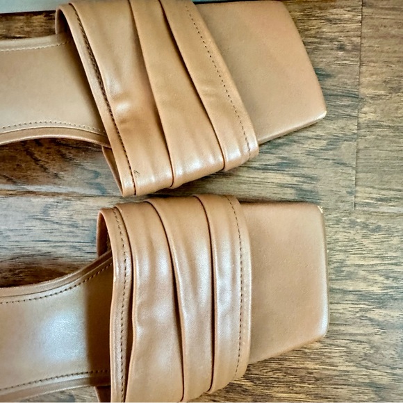 Marc Fisher LTD Caleno Sandal - Picture 5 of 6